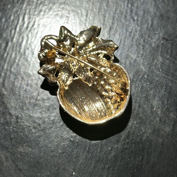 1-1/2" Gold Tone Christmas Ornament with Leaves Holiday Gift Brooch Pin - Picture 3 of 4